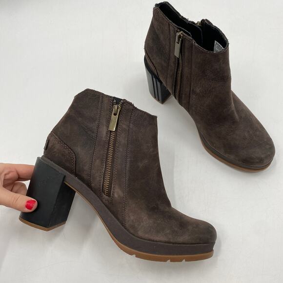Sorel brown leather chunky heel booties - Picture 4 of 9